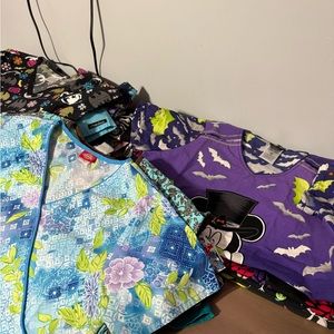 Women’s scrubs (Tops) XS - S - M